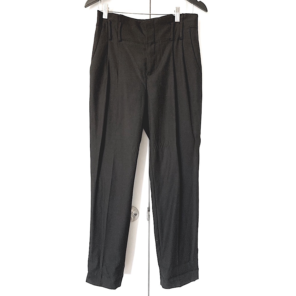 Quality tailor made pleat front pants